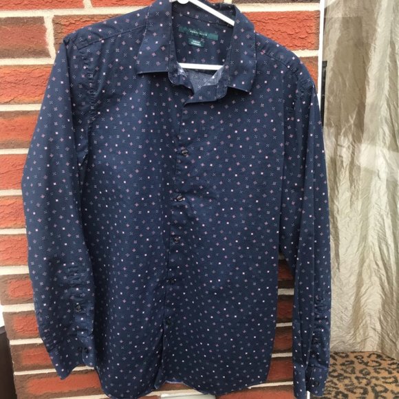 PERRY ELLIS CLASSIC DRESS SHIRT FOR WORK OR OUT ON THE TOWN SIZE LARGE - Picture 2 of 3